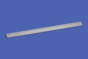 Centre Hood Strip MD659